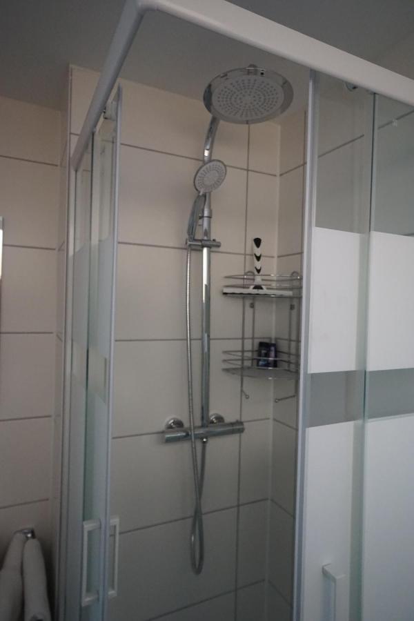 Neue Und Zentral Gelegene Wohnung In Stuttgart Ngoại thất bức ảnh